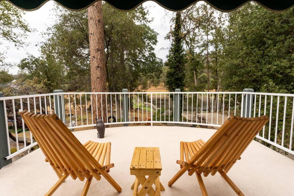 New Yosemite Family Retreat With Pond & Game Room! Коарсголд Екстер'єр фото